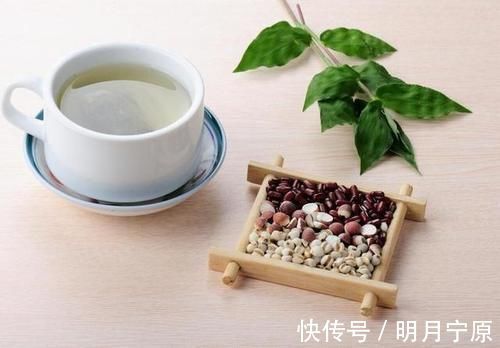 本草纲目|排湿就喝薏米水，美容养颜还消肿？关键是你得这样配，喝对才有效