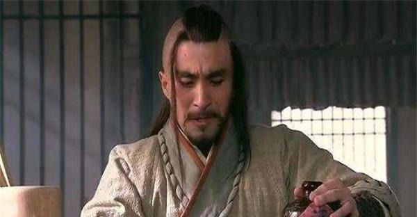 此人|此人品行恶劣,为虎作伥,小弟被人轻松撬走,因一技能被宋江重用