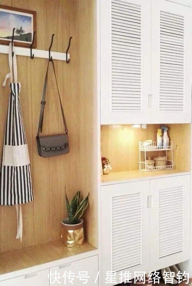 实用|原来的玄关设计已经过时了,现在人们都这么装,玄关+鞋凳,实用