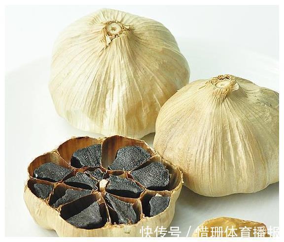 糖尿病人|这4种不起眼的食物,是天然“胰岛素”,每天吃一点,平稳降血糖