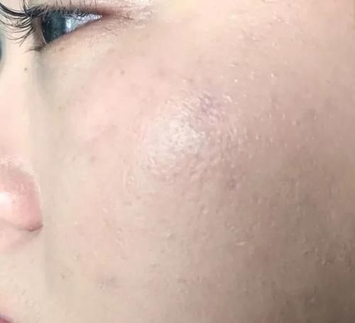 底妆|震惊｜这奇怪的化妆法连我们都差点信了！！！！！！！