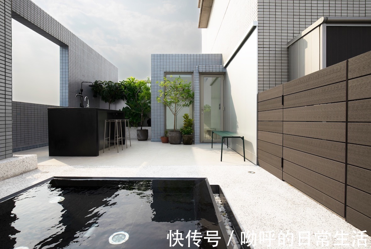 石膏|香港九龙顶层公寓,安静的中性风