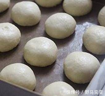 为小餐包的懒人发酵,让上班族吃上一顿漂亮的早餐!