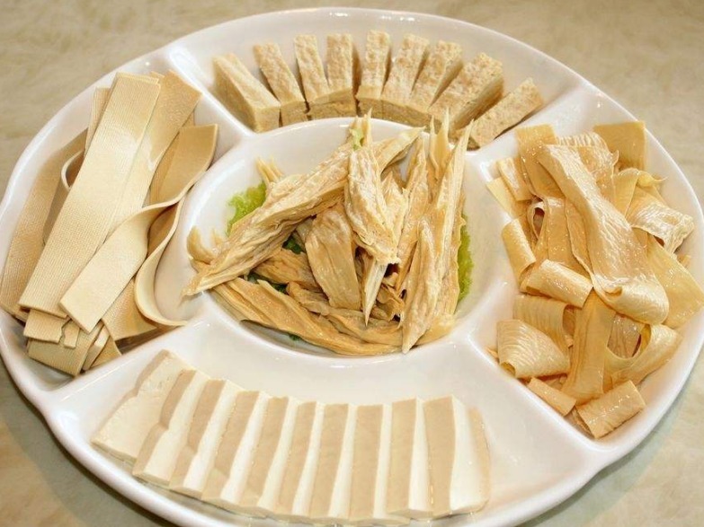 美容养颜|女人黄体酮不够,脸枯黄、老态,4物轮流吃,养颜润肤