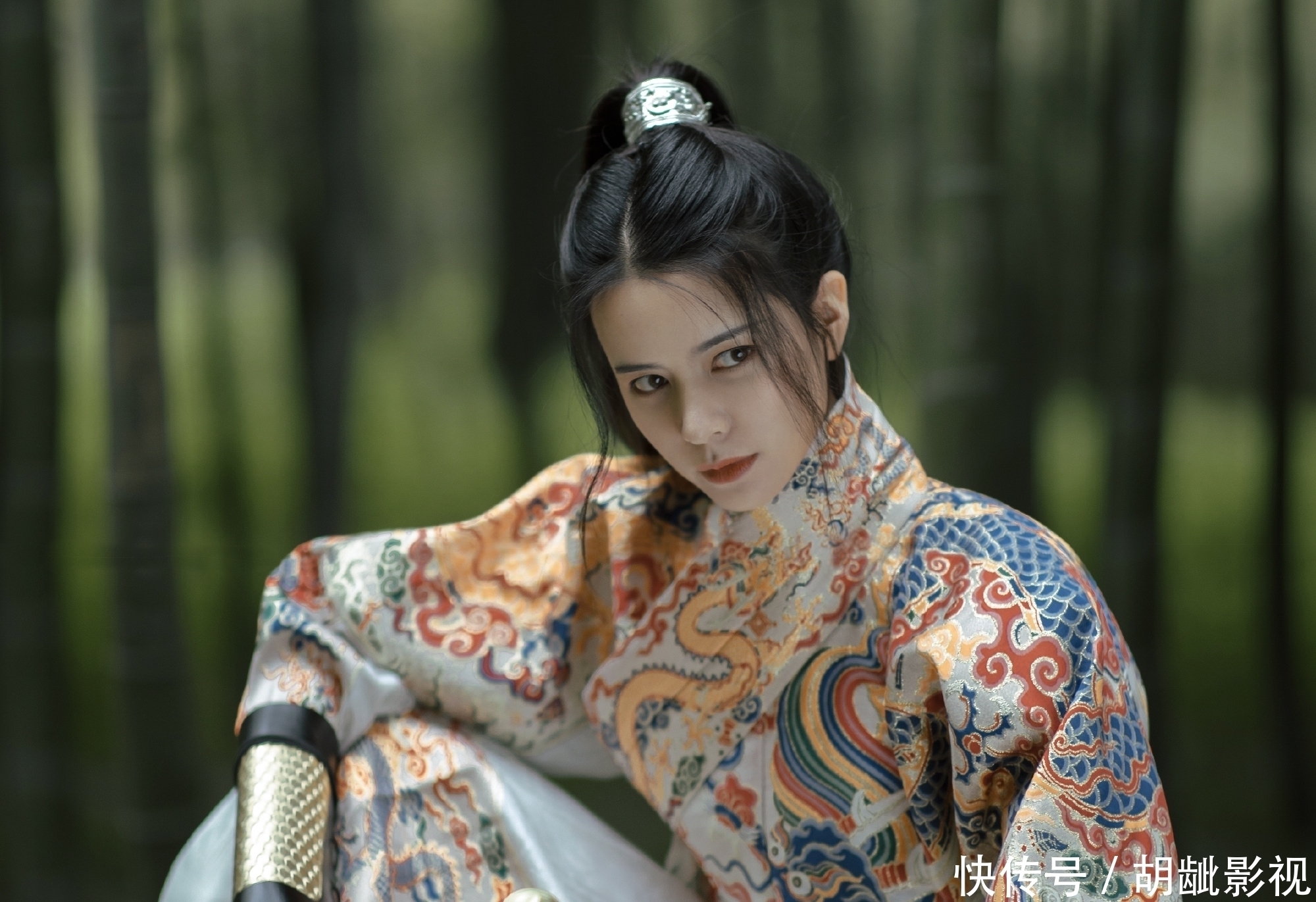 篡改者|这家汉服店很“狂”,一边赚着女人的钱一边骂女人,同袍:拉黑了