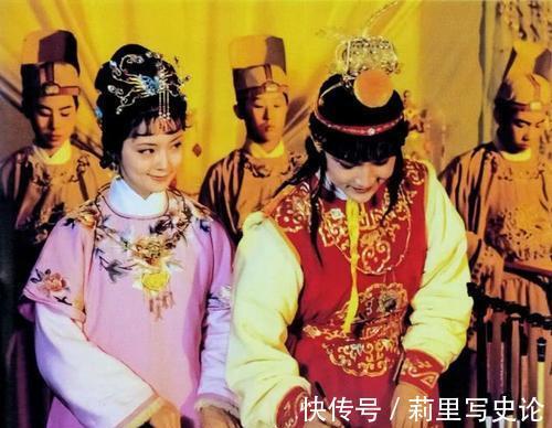 薛宝钗@红楼梦:薛宝钗并不是高情商,人际交往的十大雷区,她全都踩过