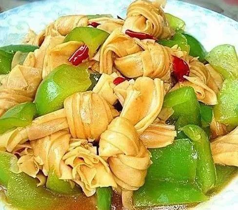 几天不吃就馋的家常菜，清香扑面，让你胃口大开，做法超极简单！