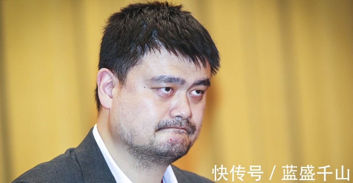 许钟豪|姚明被动了!CBA重罚许钟豪还没完,苏群又提新要求,这下麻烦了!