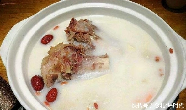 煮肉出的浮沫，是脏东西还是精华？要不要撇去？大多数人都错了