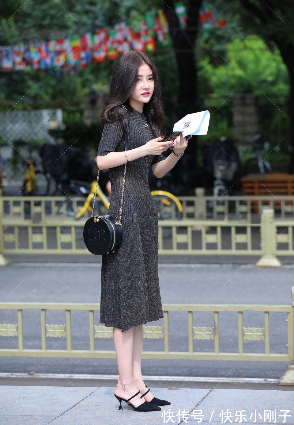 颜值|这颜值身材爱了爱了,月薪五千,好想上去撩一下,不知道会发生啥