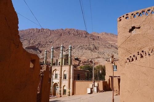 丝路行丨曾忆火焰山下借芭蕉,高昌故梦可相识。