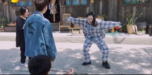 金婧|《向往的生活5》之金婧和刘胜瑛:缺乏逻辑的强行搞笑,是真闹腾