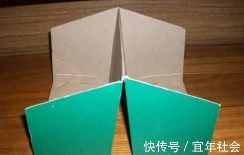 放大镜|鞋子挤脚?老司机教你2招,学会后鞋子怎么穿都舒服!