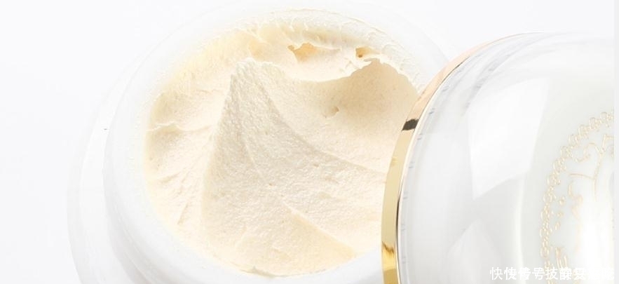 保湿|真不骗你!晚上洗脸后挤上一点,坚持1个月左右,皮肤白皙透亮