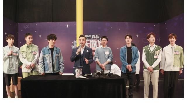 双叒叕|《天天向上》又双叒叕出圈了！打破你对娱乐综艺的刻板印象