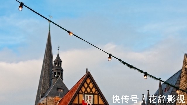 朋友关系|一个人,对自己的父母亲总是发脾气,而对外人却很礼貌,为什么?