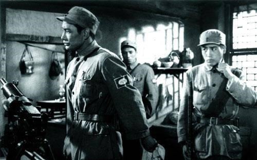 英年早逝|《小兵张嘎》罗金宝,45岁英年早逝,妻子独守空房51年,养大3娃