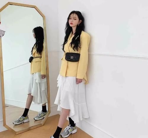 初春最时髦的3款连衣裙，5种搭配法则，掌握多种风格