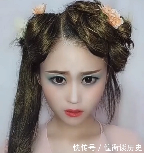 初中生仿妆“糖宝”,开局:作业布置的太少?结尾:“大佬出教程吗?”