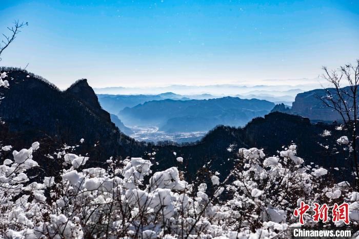 张洪波|航拍放晴后的太行山雪景美如画