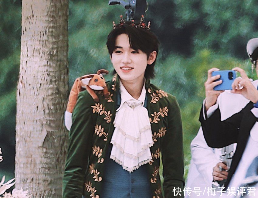 宋丹丹|《萌探》全员玩cos,宋亚轩王子造型贵气十足,看到刘耀文我爱了