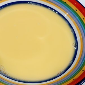 奶奶炖豆腐，加了四个鸡蛋用筷子一搅，出锅后孩子老公吵着要吃