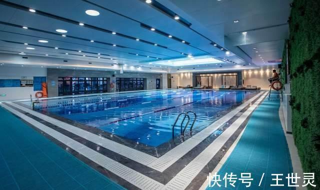 足协|1-3惨败越南后,国足正式回国!坐商业包机,住五星级豪华酒店