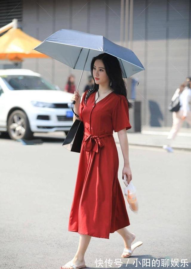 红色 小姐姐“红色连衣裙”,优雅气质,青春活力,时尚感十足太漂亮了