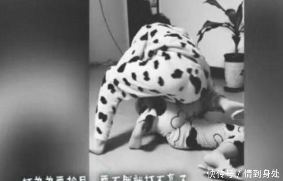 父母|打弟弟要趁早8岁姐姐打哭3岁弟弟,爸妈看热闹她比我会教育