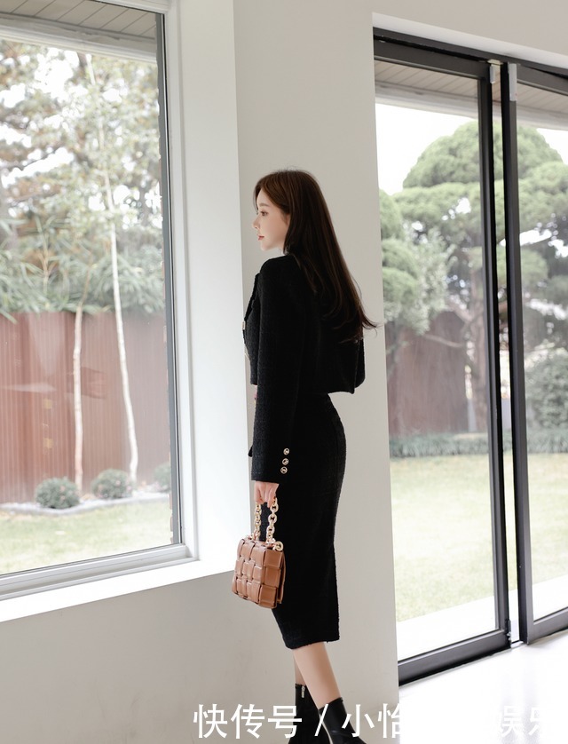 孙允珠每日穿搭:威廉男爵气质高冷俊俏西装裙