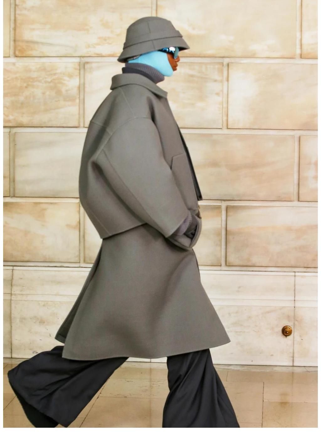 快节奏|快看！那个人好怪哦！没有啊，我觉得蛮有个性的啊！哈哈