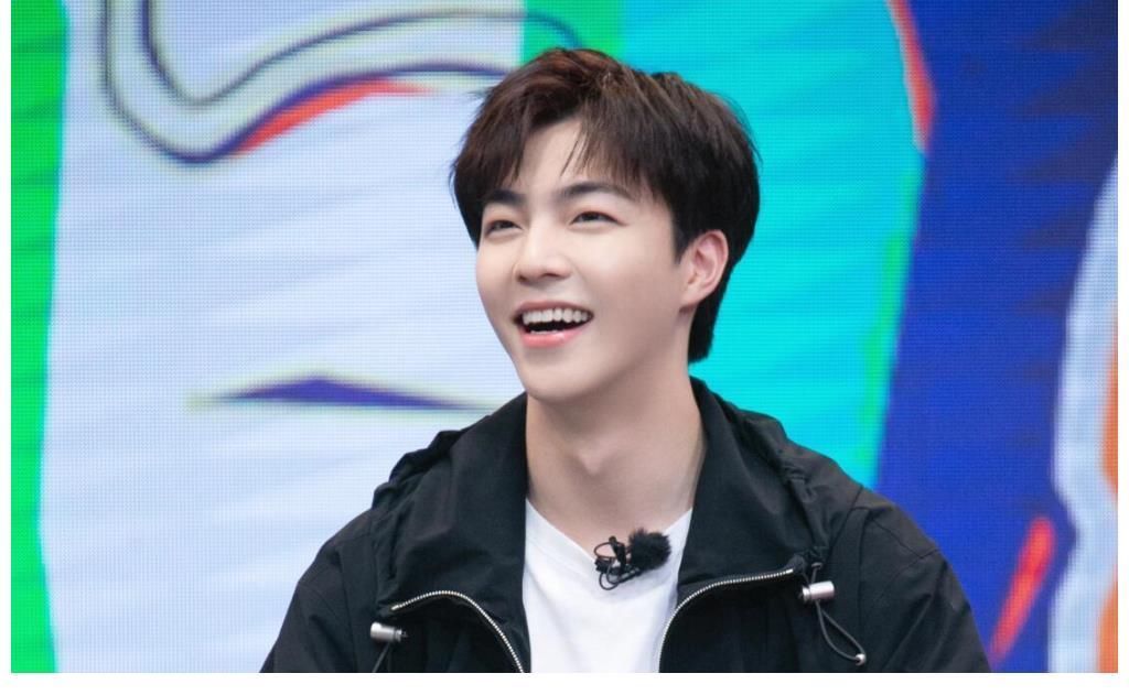 要不是严屹宽的“自爆”,陈立农这次怕是要被骂上热搜了