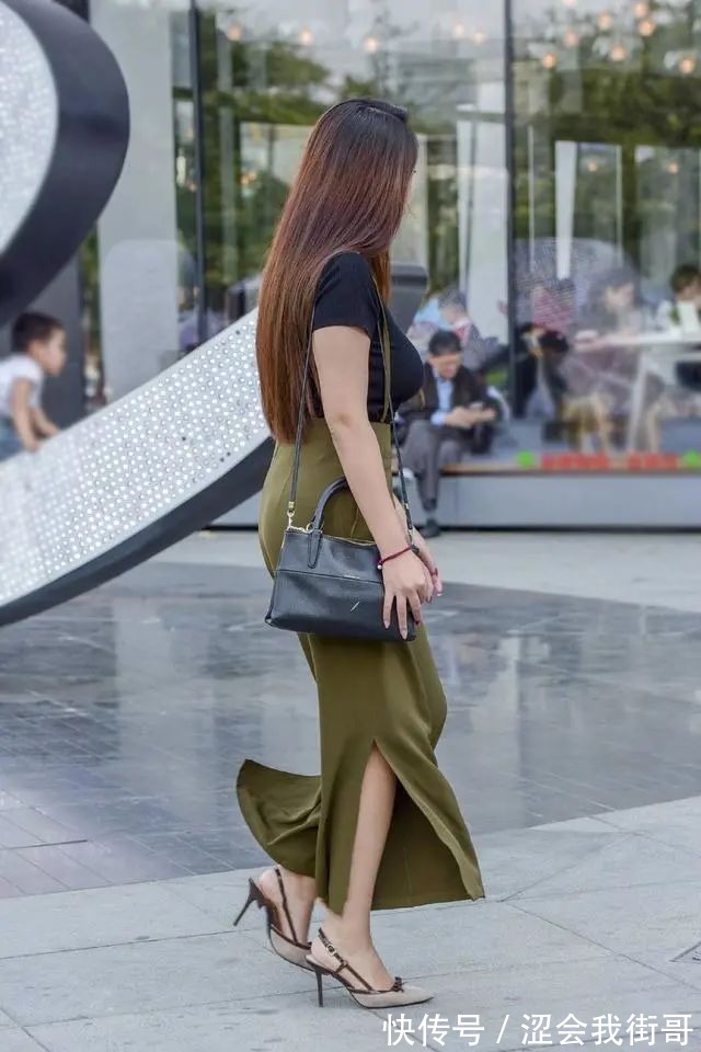 气场 大龄女神轻盈显瘦又显美的气场