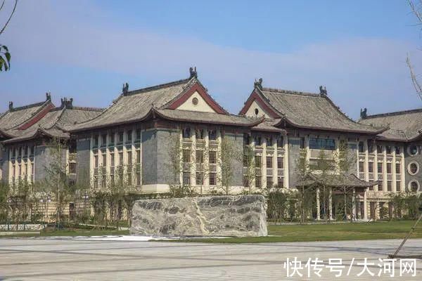 开封|河南大学郑州校区今日正式启用!740余新生即将报到