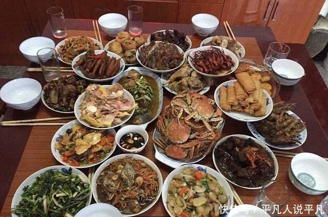  堪称东北年夜饭上的“钉子户”，这4款美食，会让你眼界大开！