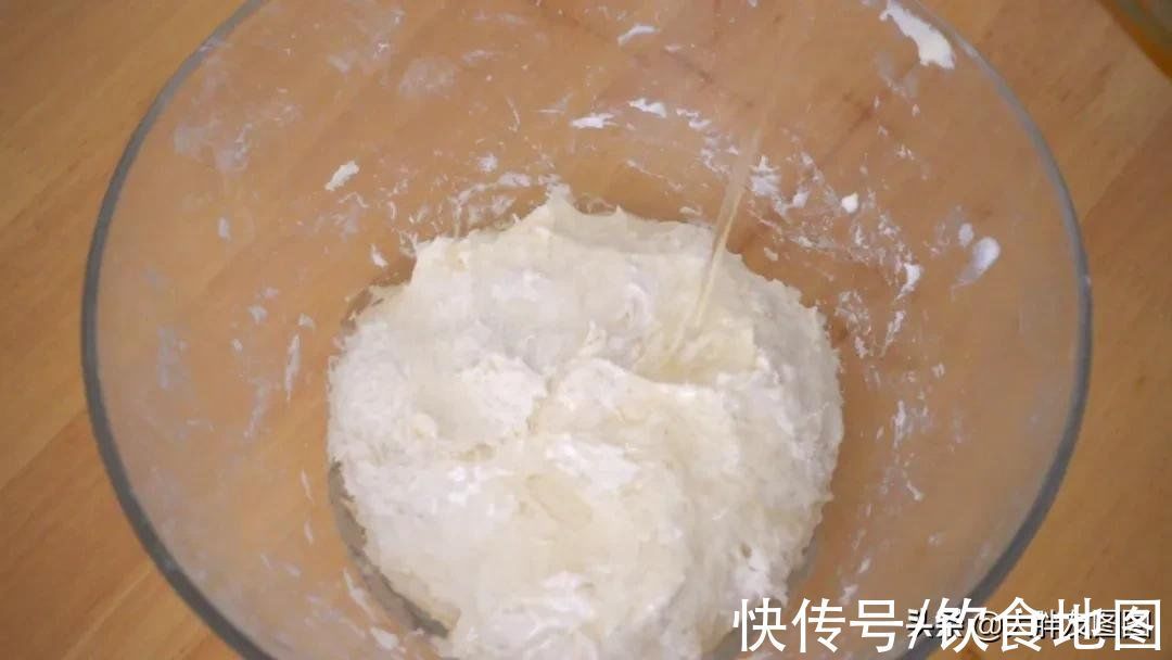 4种材料，不发酵，不用烤箱，自制起酥煎饼，香喷喷的面食