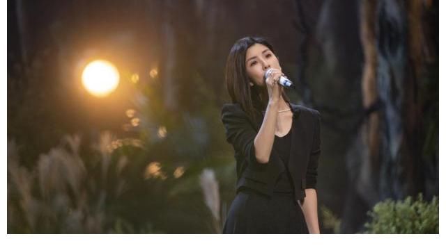 好久不见的许茹芸带来《时光音乐会》，想邀请梁咏琪吴青峰参加第二季