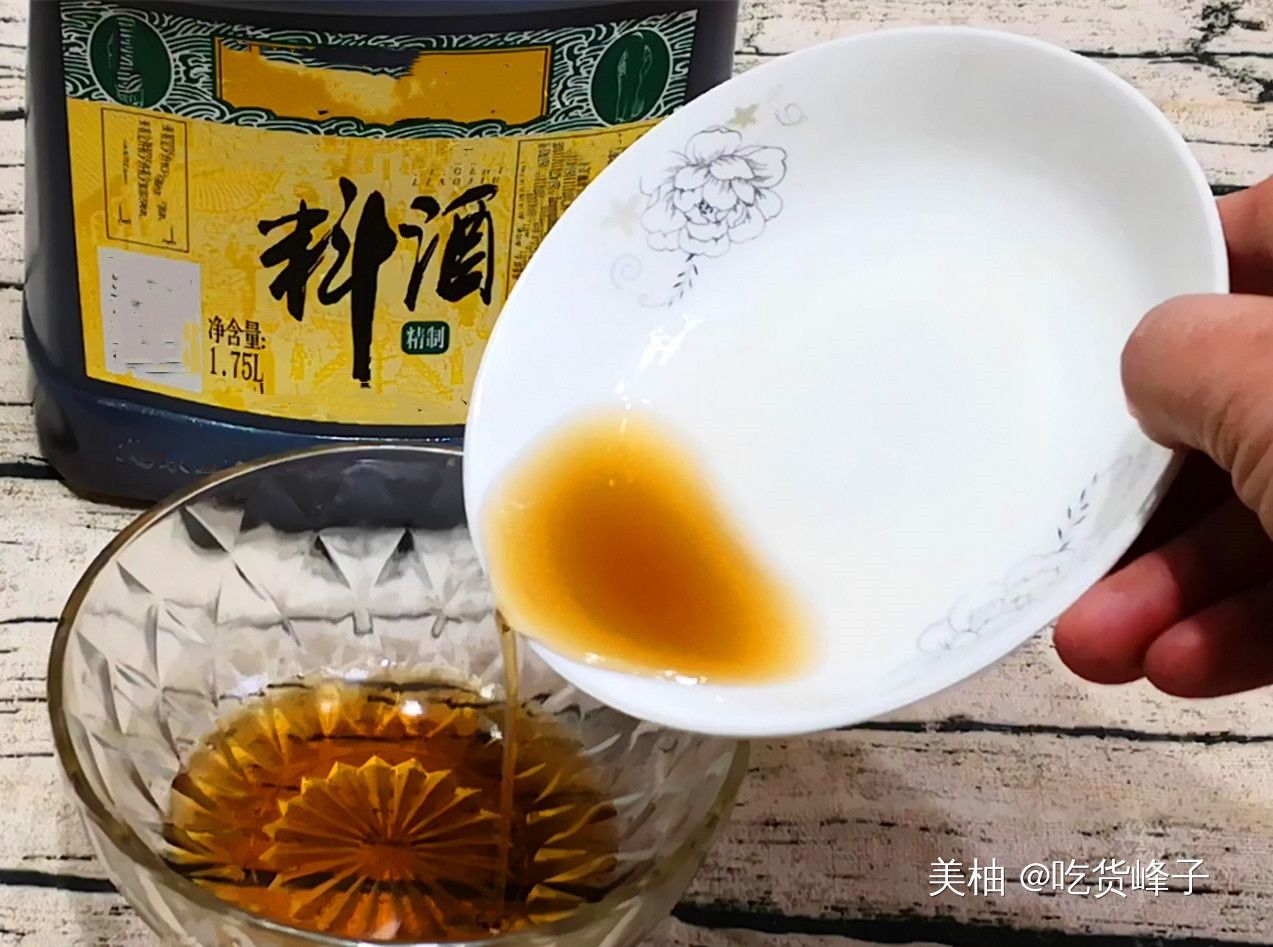 不管包什么馅饺子，去腥都别加料酒，教正确做法，馅香不腥也不腻