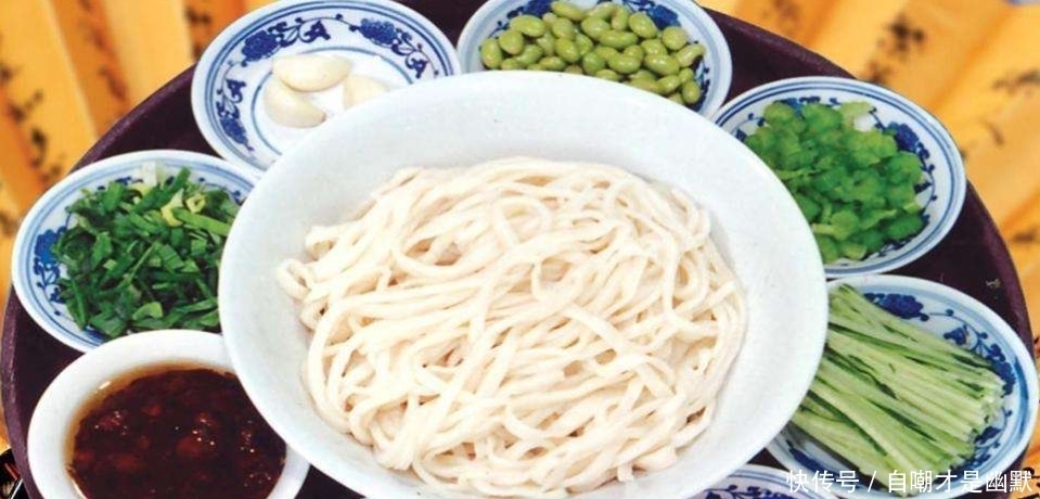 我国备受争议的4碗面:开遍全国各地,本地人吃腻外地人全是吐糟