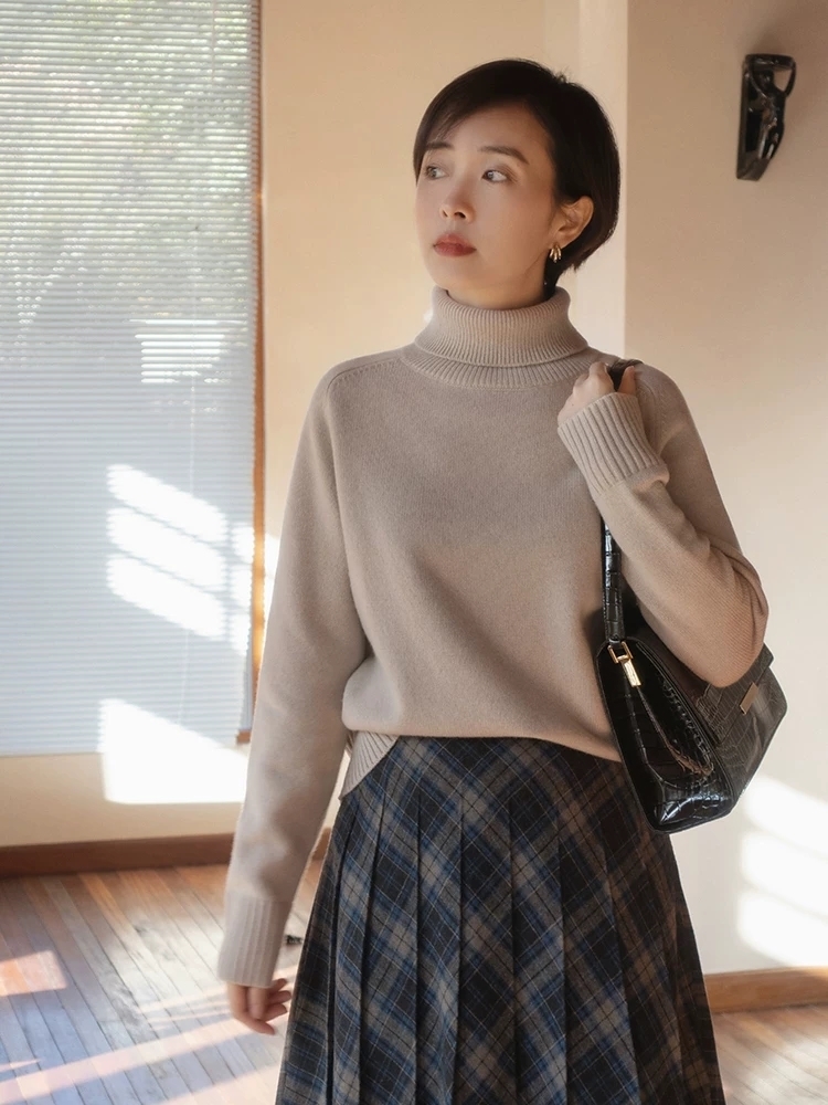 黄黑皮|这些才是“高领毛衣”的正确打开方式,保暖舒适显气质,百搭时髦