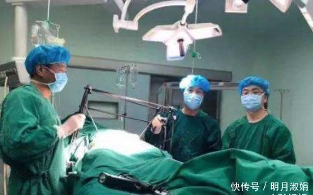 阳阳|“谢谢我不喜欢喝牛奶”,产妇剖腹产闹笑话,护士忍不住笑出声