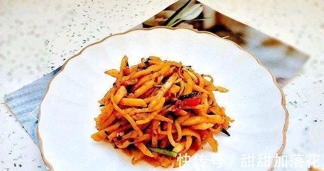 维生素c|立秋之后，遇到此蔬菜要珍惜，维C含量很高，蒸包子特别香！