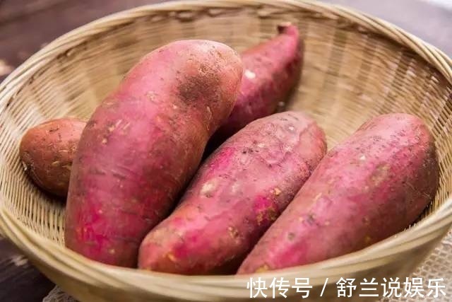 贫血|红薯配上它,不发胖了,不贫血了,女人不想满脸雀斑,可以试试