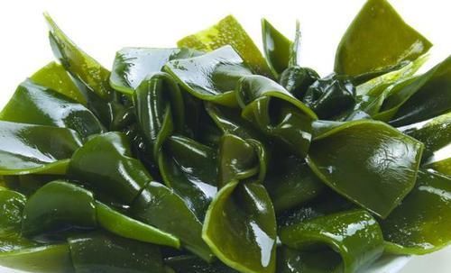  没事|海带搭配此物是血管疾病的“克星”，没事吃两口，化血栓，降三高