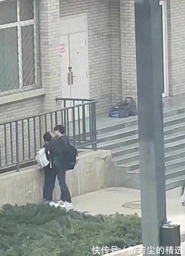 |每日神段子丨美国翘臀算什么,我中国肚腩我骄傲了吗?