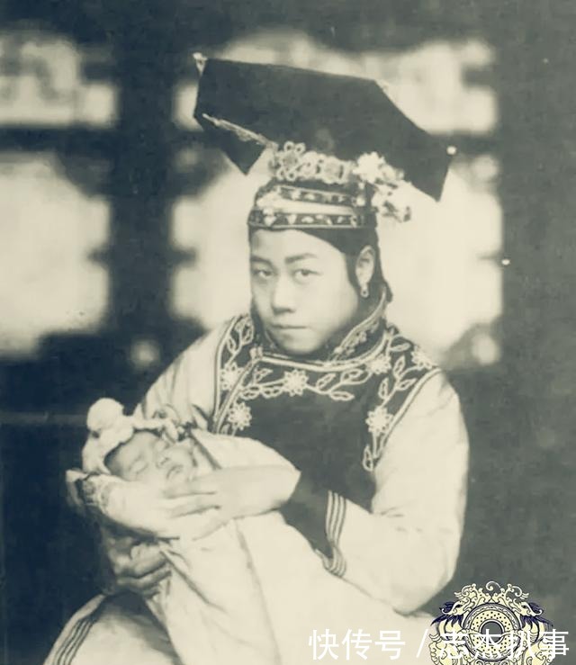 照片中|老照片辟谣:图四是“湘军炮兵”