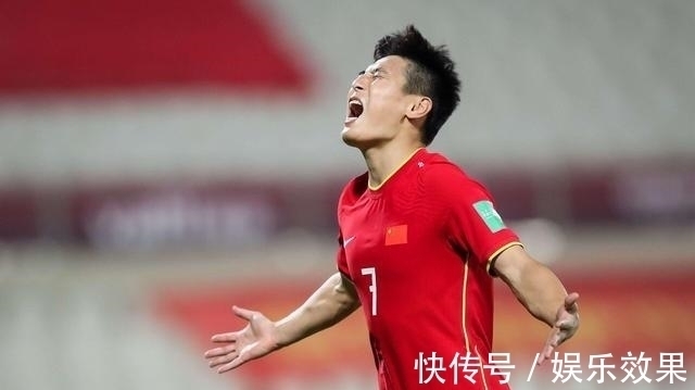 武磊|CCTV5直播!国足底线1-0,武磊+3大归化首发?李铁面对艰难抉择