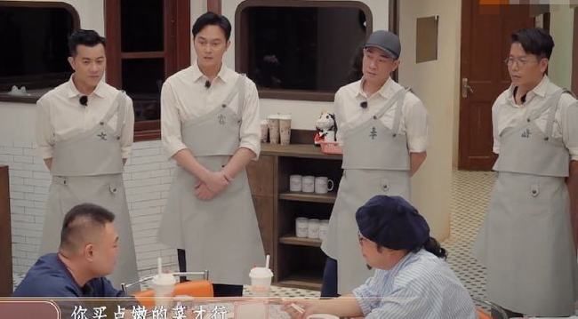 大湾区哥哥要开“良心黑店”?三菜一汤,张智霖定价1600,老板建议最多40