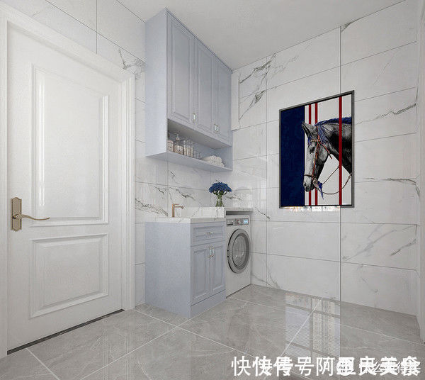 阳台上|精明的老婆坚持把衣柜门装成玻璃材质，效果出乎意料地耐看，精致