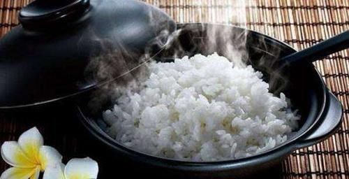 米饭|想减肥却还在吃饭难怪很难“瘦”,此食多吃或许能瘦身